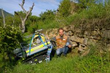 Grillo Dumper 507 à Alpago, (Italie) avec un équipement spécial pour l'inspection et la cartographie de galeries difficilement accessibles.